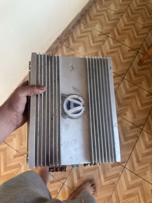 Statie pentru subwoofer