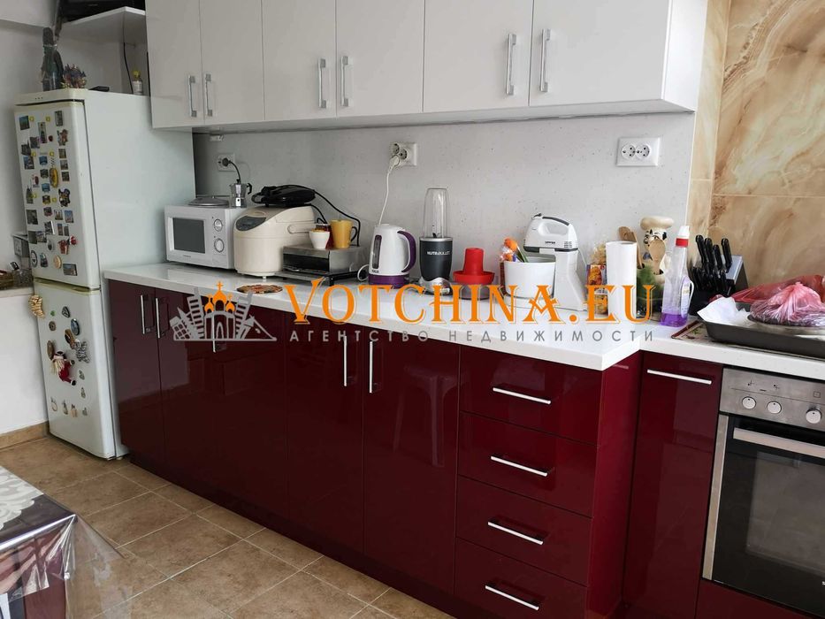 Продава се Тристаен апартамент в Варна, Окръжна болница - 98 кв.м за 1745 €/кв.м - Снимка #3