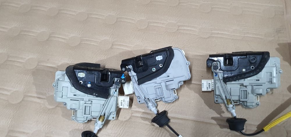 Broasca incuietoare iala usa fata spate stanga dreapta audi a6 c6