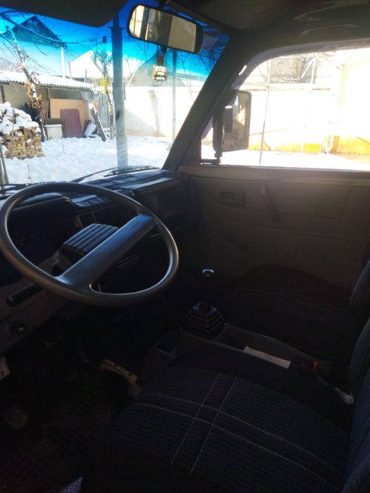 Дамас лабо сотилади