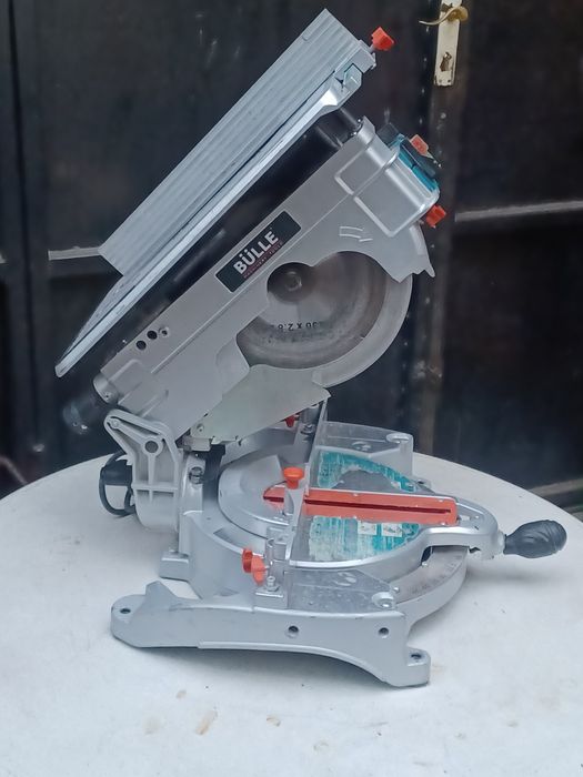 Circular   BULLE  J1Y-HDA2-255 cu dubla taiere