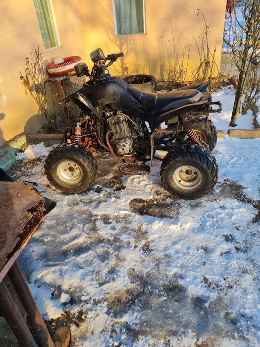 Vând ATV  250 C funcționează fără defecte
