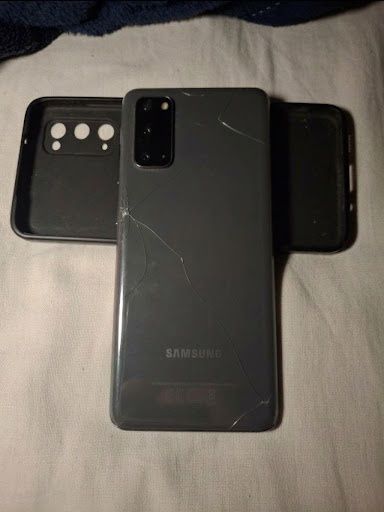 Samsung s20 128/8