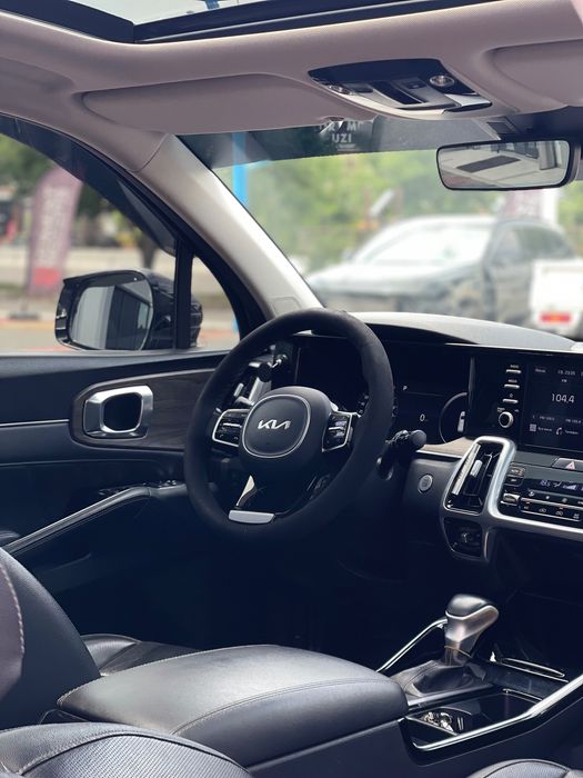 KIA Sorento AWD full pozitsa avtomobil sotiladi !