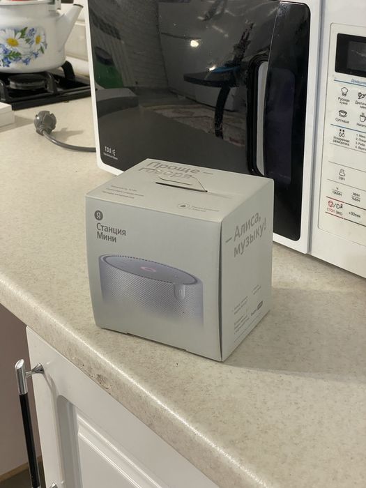 станция яндекс алиса мини