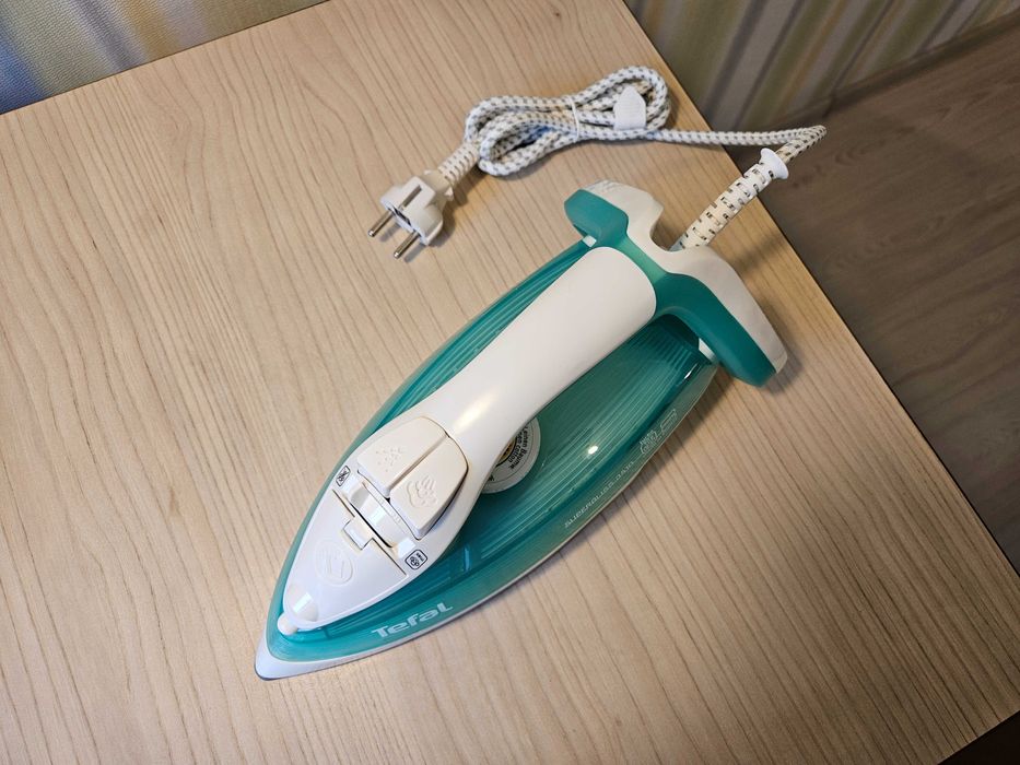 Нова Ютия Tefal FV3510 Supergliss 3510 парна MADE IN FRANCE пара глади