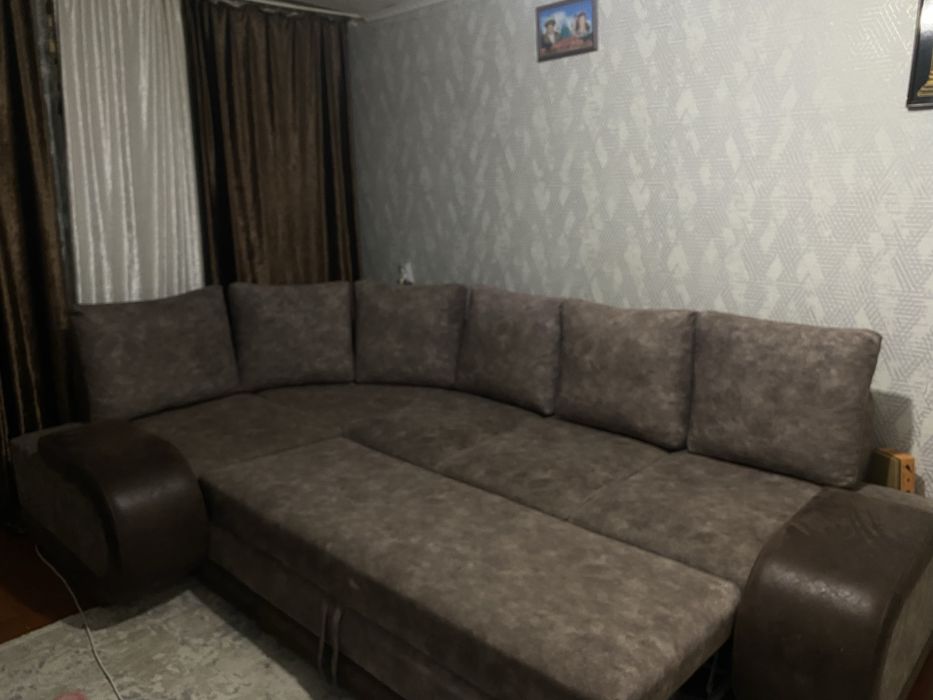 Угловой раскладной диван