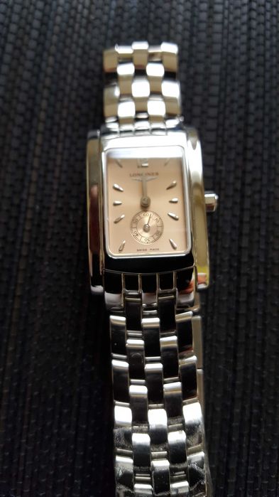 Нов швейцарски часовник Longines Dolce Vita, циферблат цвят шампанско