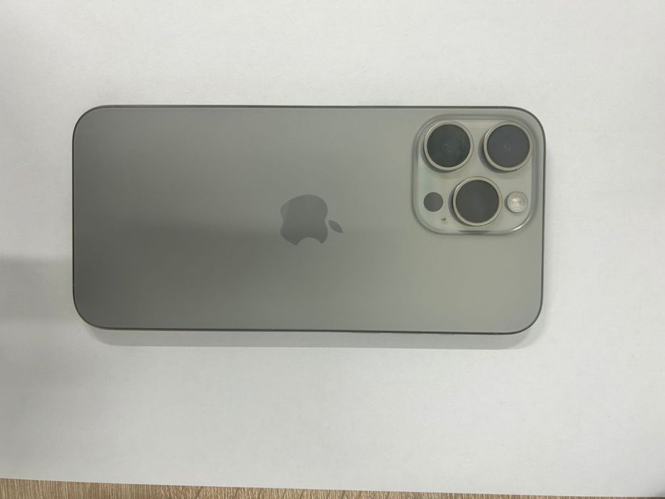 Продам Iphone 15 pro max 512gb