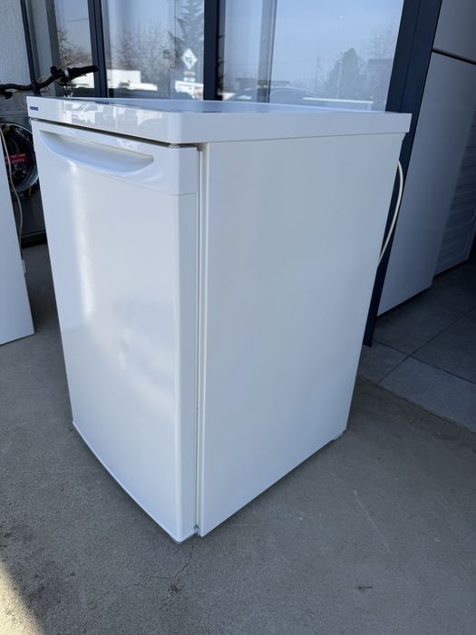 Малък хладилник с камера Либхер 50 см широк