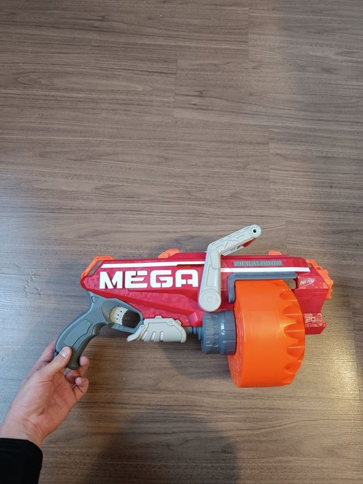 Nerf Mega Megalodon original