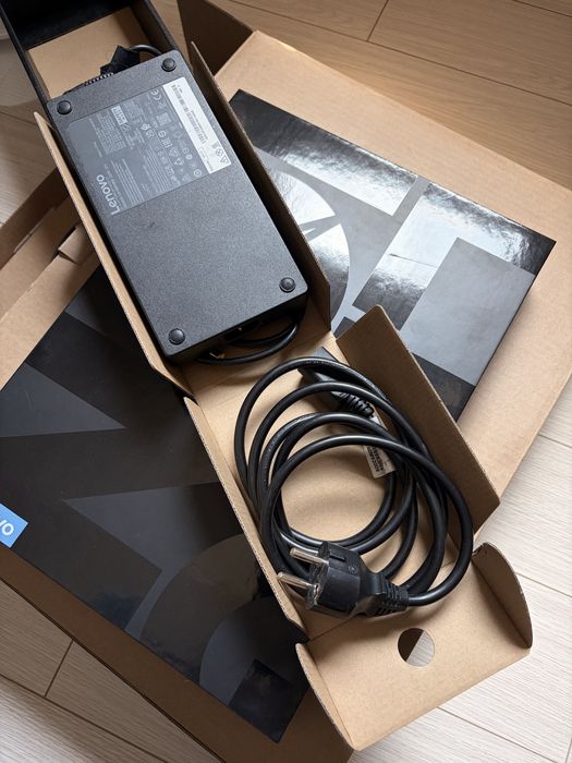 Laptop Ganing Lenovo Legion 7 i9, 32GB, RTX 3080 ca nou