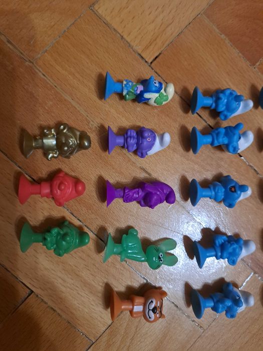 Lot 23 de stikeez Strumfi