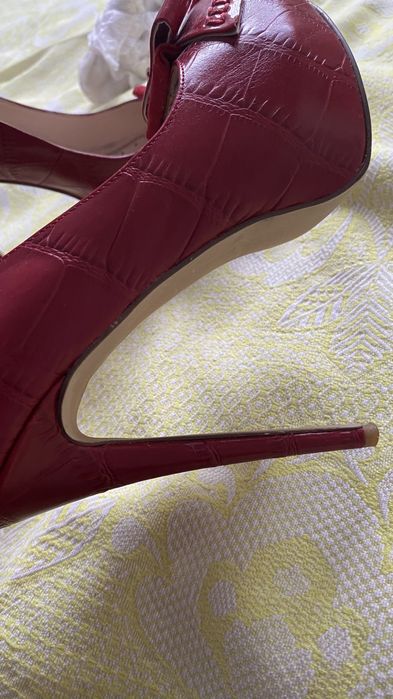 Обувь из натур кожи