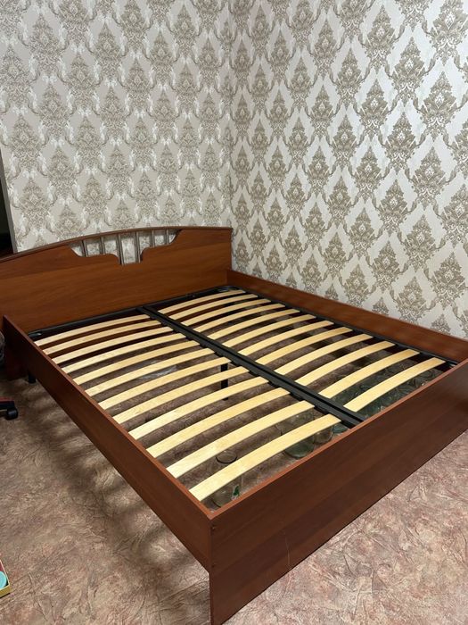 Продается кровать
