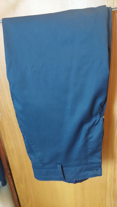 Pantaloni de barbati