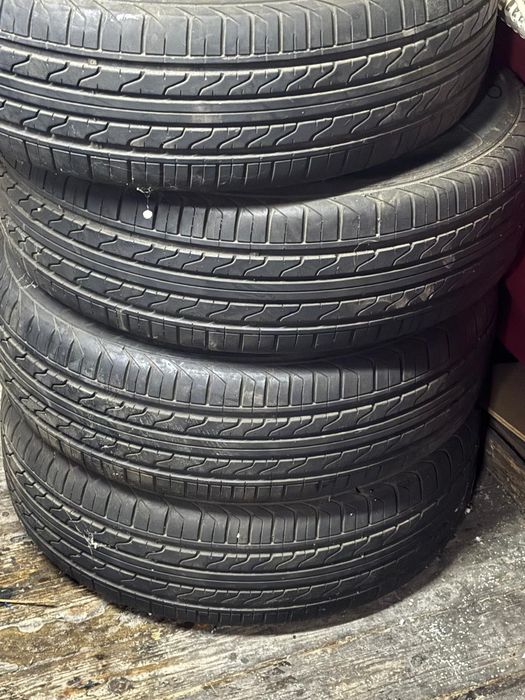 Vând 4 jante Renault stare foarte buna, + 4 cauciucuri de vara