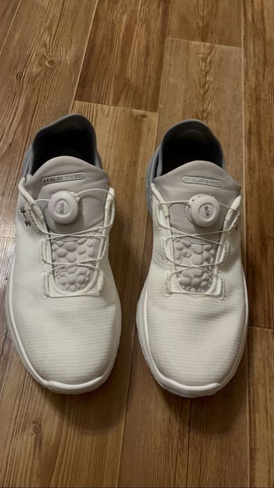 Продам кроссовки.