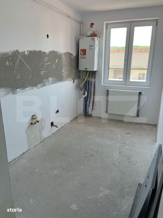 Apartament semidecomandat, bucatarie inchisa, terasa de 64 mp, zona ce