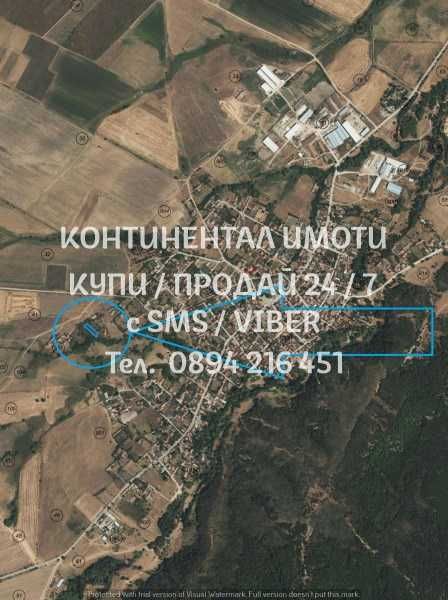 код 62915. Парцел за жилищно 910м2 до къщи, ток и вода и язовир