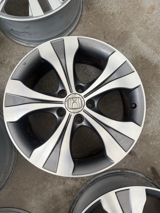 Джанти 18 5х114.3