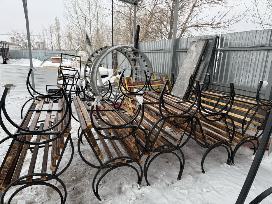 Лавочка уличная