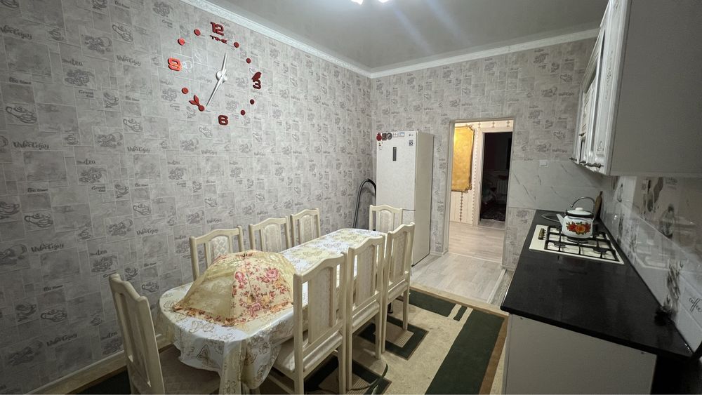 Бөліп беруге нотариуспен үй сатылады!