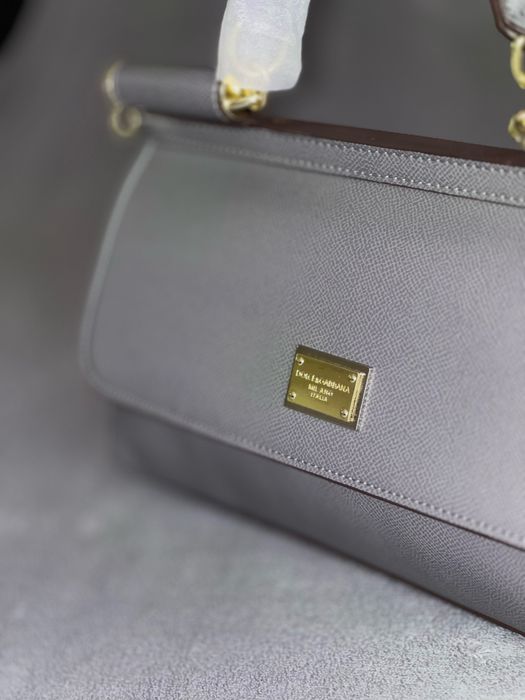 D&G Дамска сива чанта естествена кожа