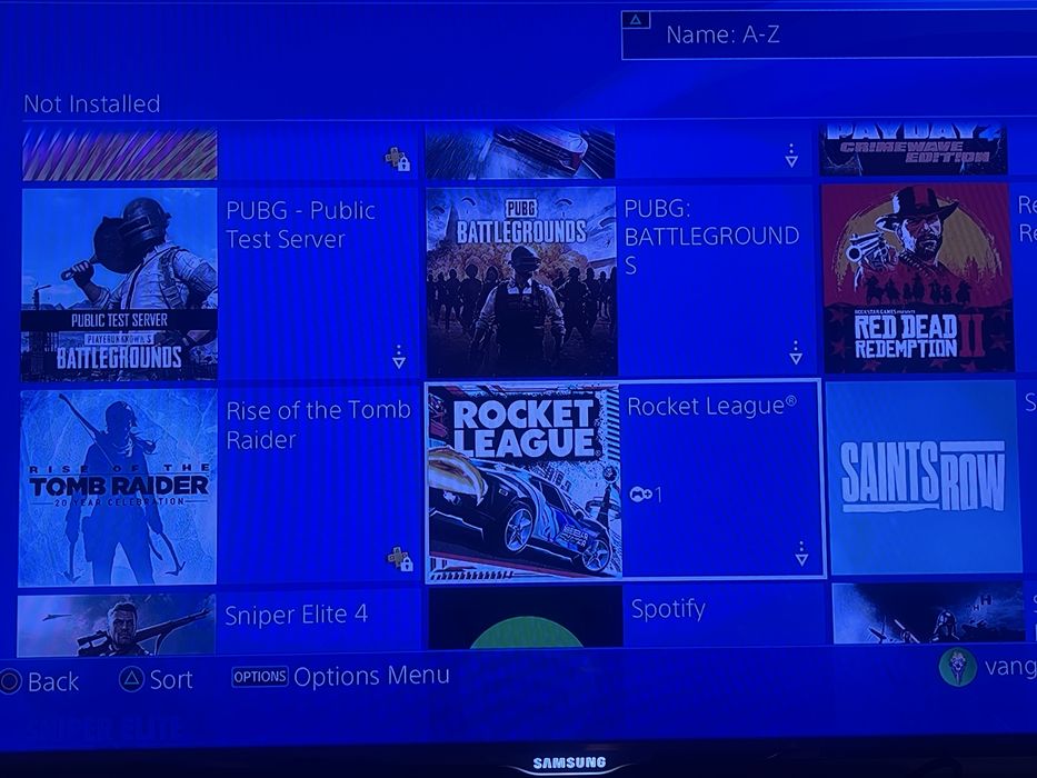 Ps4 със 85 игри и акаунти и  джойстик