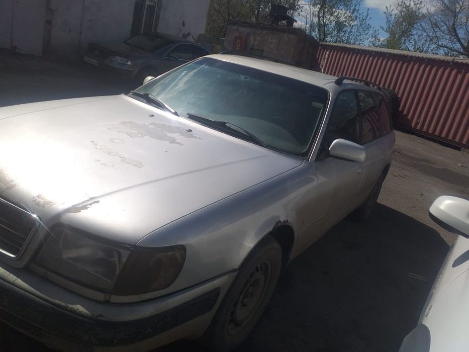 Продам Ауди . Пишите на ватцап