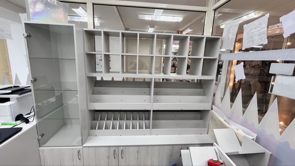 стелажи для магазина