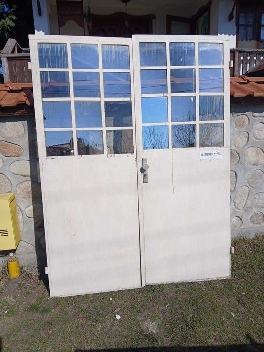 Врата ,врата ,врата