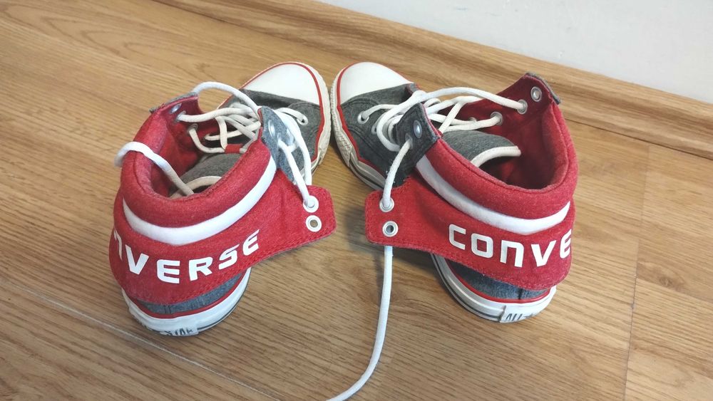 bascheti Converse all stars marimea 39 tenesi