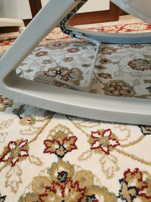 Vand Balansoar Bebe in stare impecabila