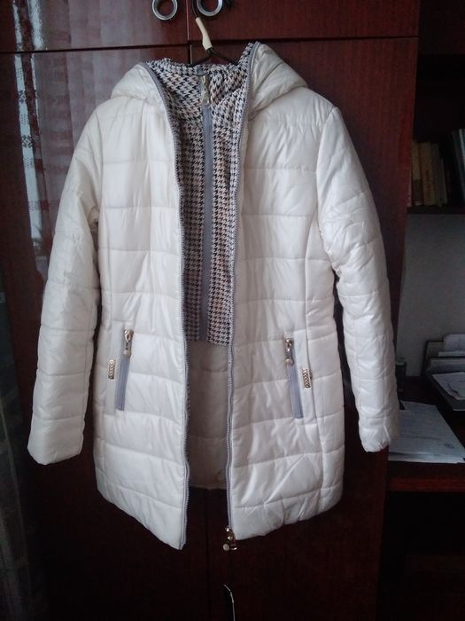 Продам новую куртку