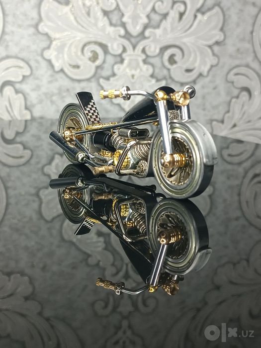 Модель Мотоцикл ручной работы