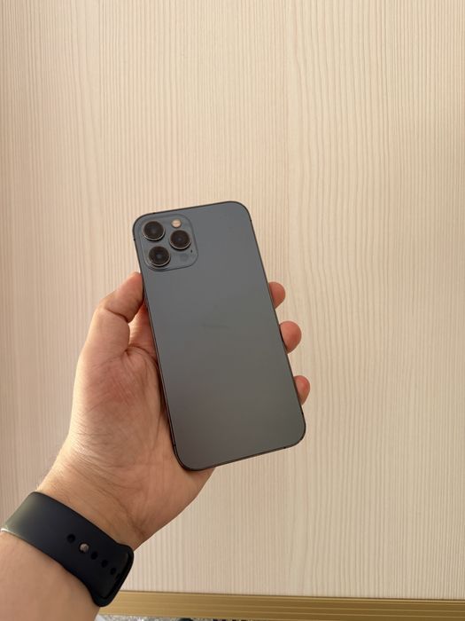 IPhone 12/Pro Max 256Gb - В хорошем состоянии