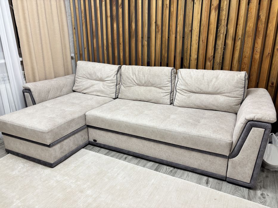 Продам почти новый диван Progress