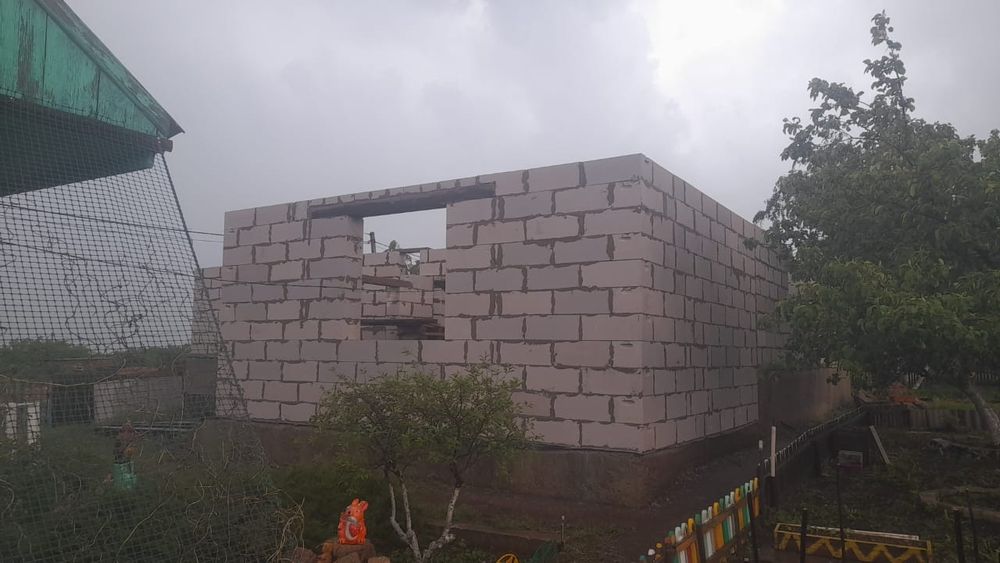 Строительные работы (кладка кирпич,кафель,сварочные работы)