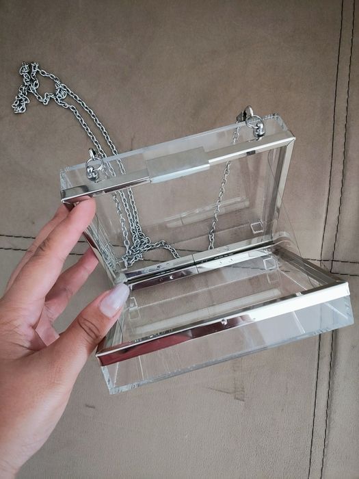 Дамски чанти - кокетно допълнение към тоалета Ви