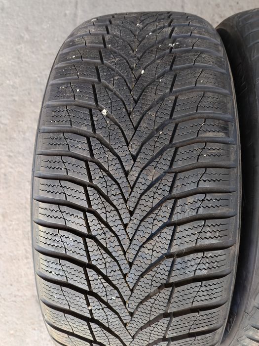 Зимни гуми -2022г.-18цола-235/50-1бр.-65€-."NEXEN"