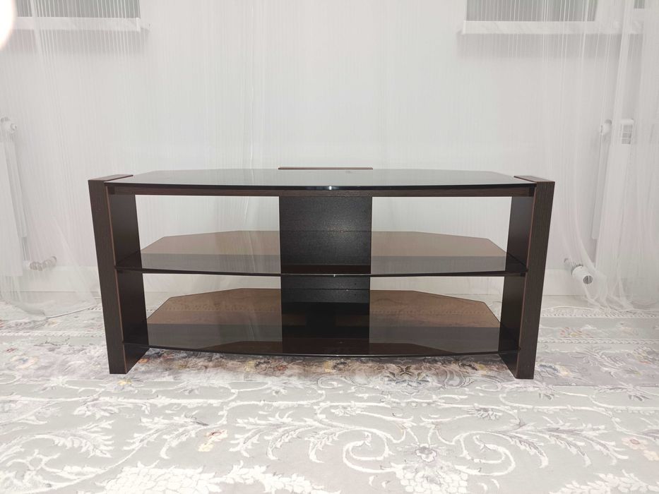 Тумба под телевизор