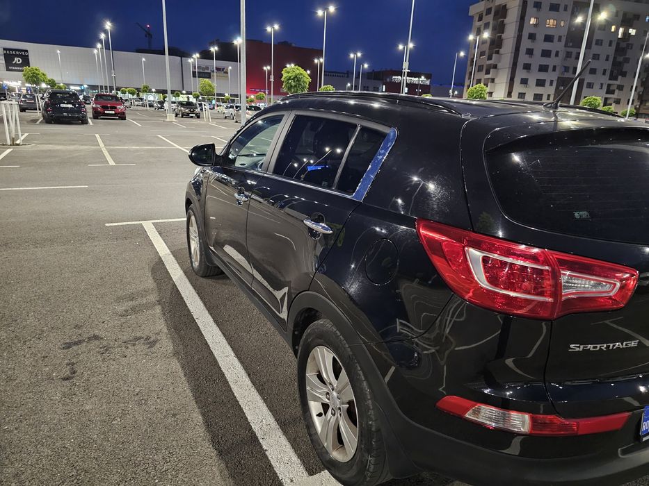 KIA Sportage 2011 — imagine 2