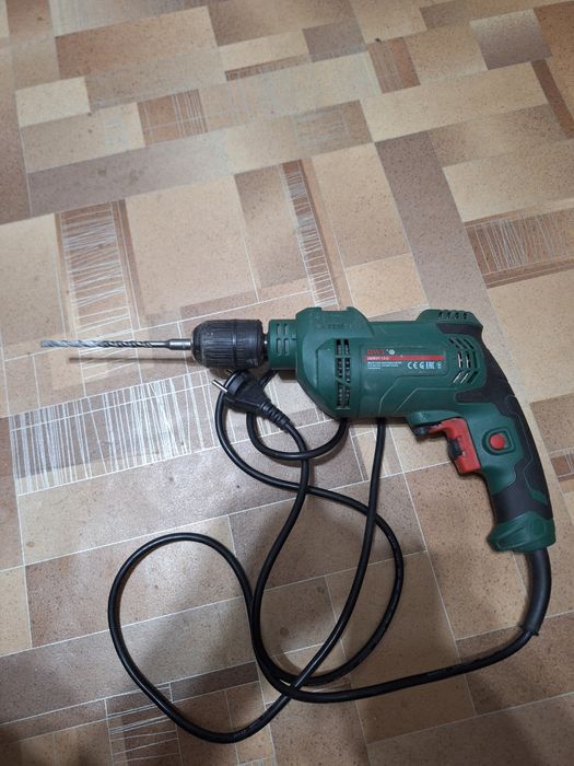 Дрель - шуруповерт марки DWT