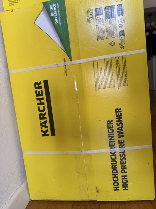 Aparat karcher nou+perie cadou