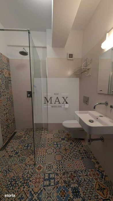 Apartament 3 camere Zorilor ,2 băi, parcare subterană, balcon