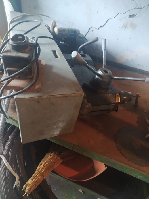 Сверлильный станок