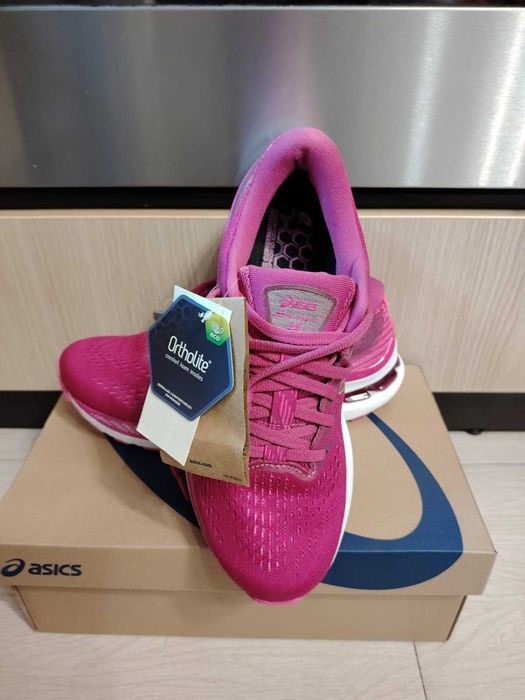 Asics GEL-KAYANO 28  39