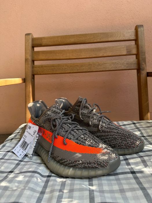 Yeezy 350 beluga reflective 38.5
