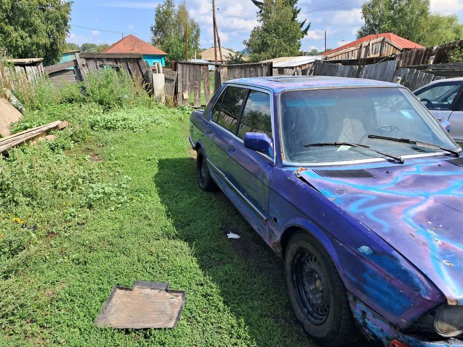BMW 525 e28  1983 Продам или Обмен на ваз. Торг